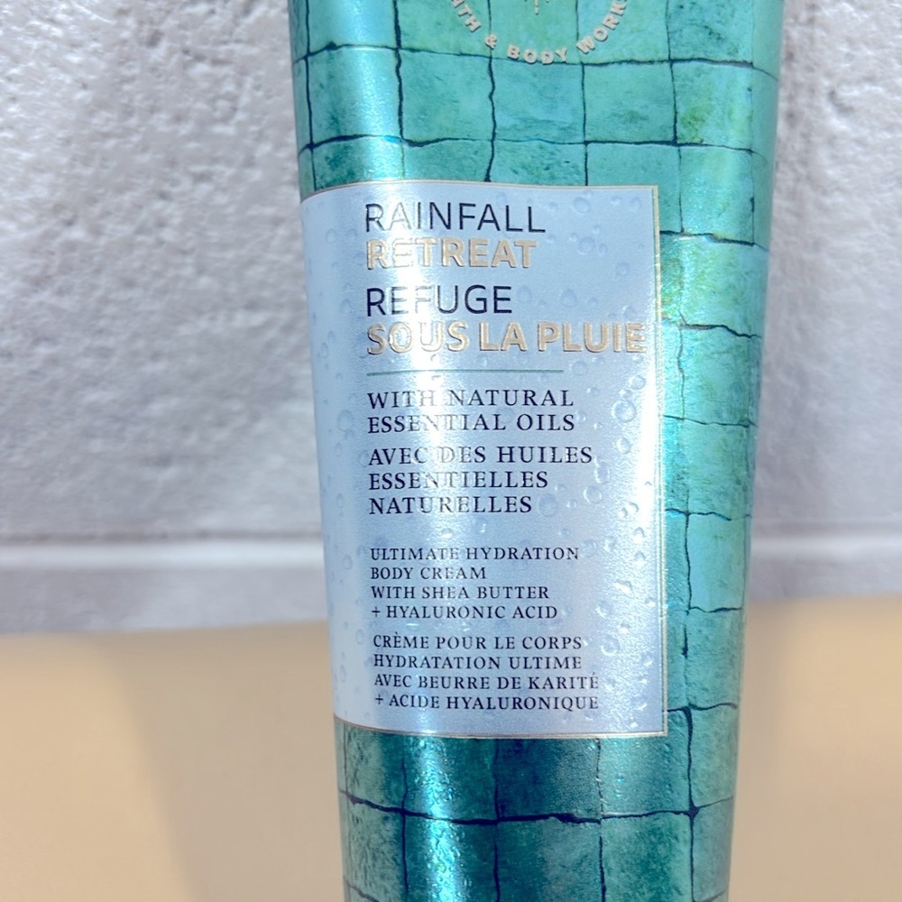 NWOT Rainfall Refuge Body Lotion - Bath & body Works​​ - Picture 2 of 6